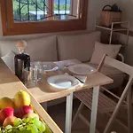 Lägenhet Bio Garden Sarajevo - Kremes, Seosko Domacinstvo Pogledine Vogošća